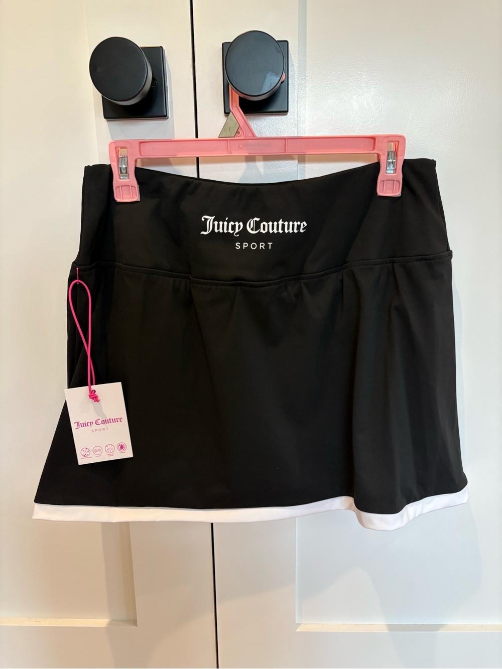 New Juicy Couture Black Sport Skort with White Hem size Large